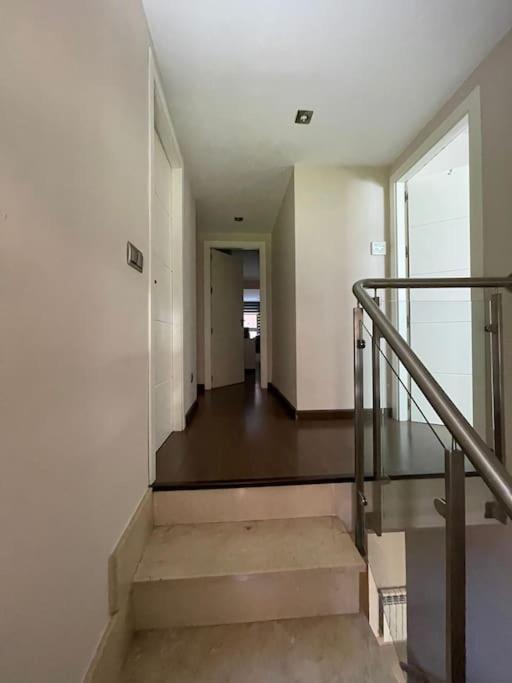 Impresionante Apartamento De 4 Dormitorios 3 Banos Y 2 Plazas De Garaje مدريد المظهر الخارجي الصورة