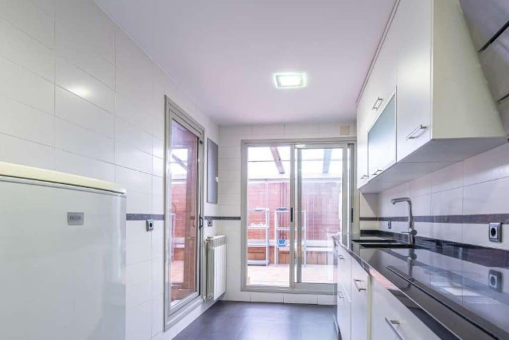 Impresionante Apartamento De 4 Dormitorios 3 Banos Y 2 Plazas De Garaje مدريد المظهر الخارجي الصورة