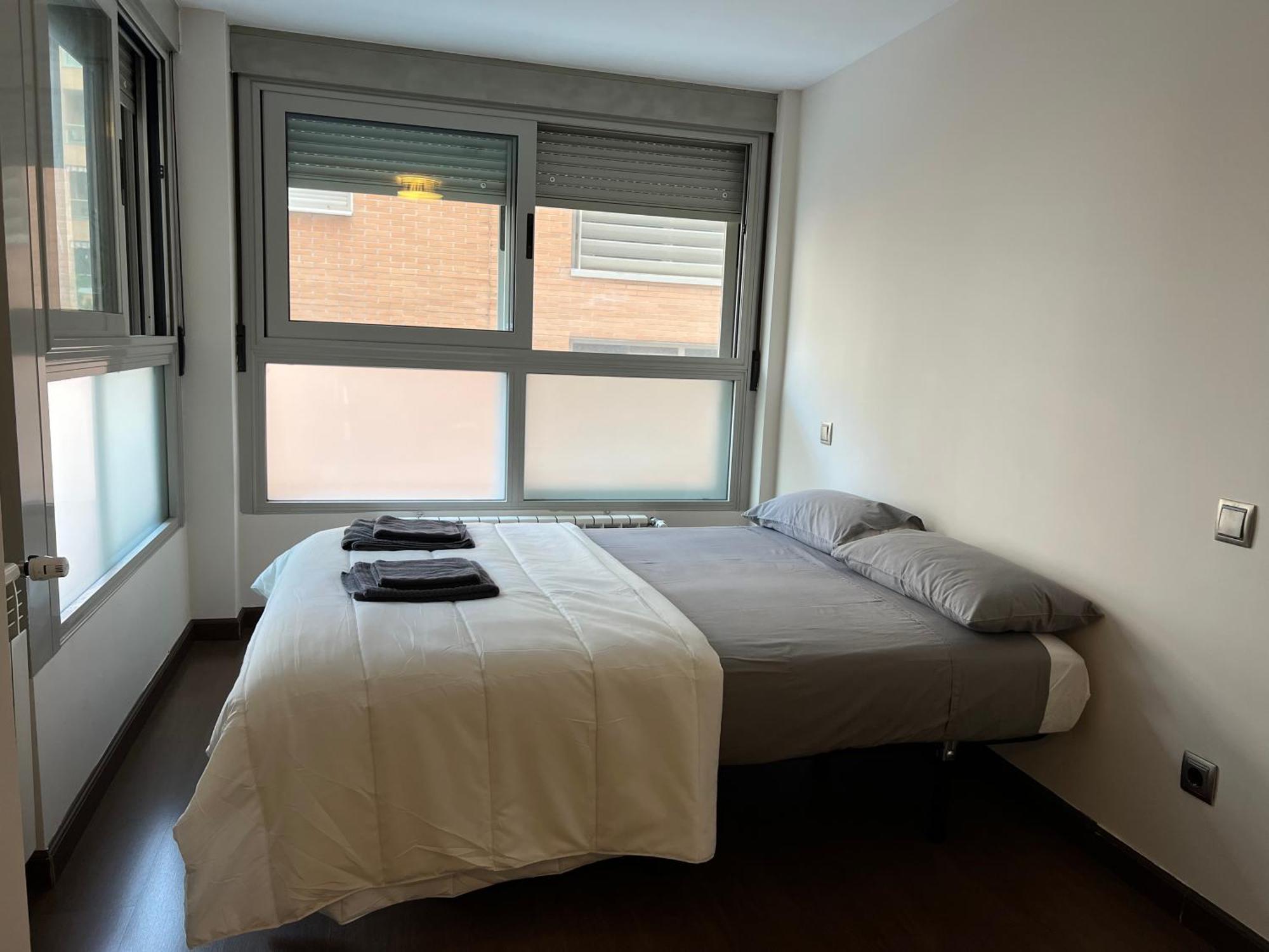 Impresionante Apartamento De 4 Dormitorios 3 Banos Y 2 Plazas De Garaje مدريد المظهر الخارجي الصورة